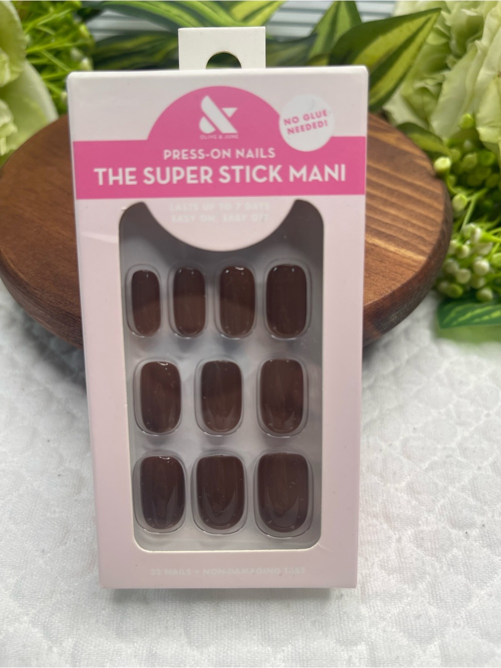 The Super Stick Mani Press-On Nails - Brown